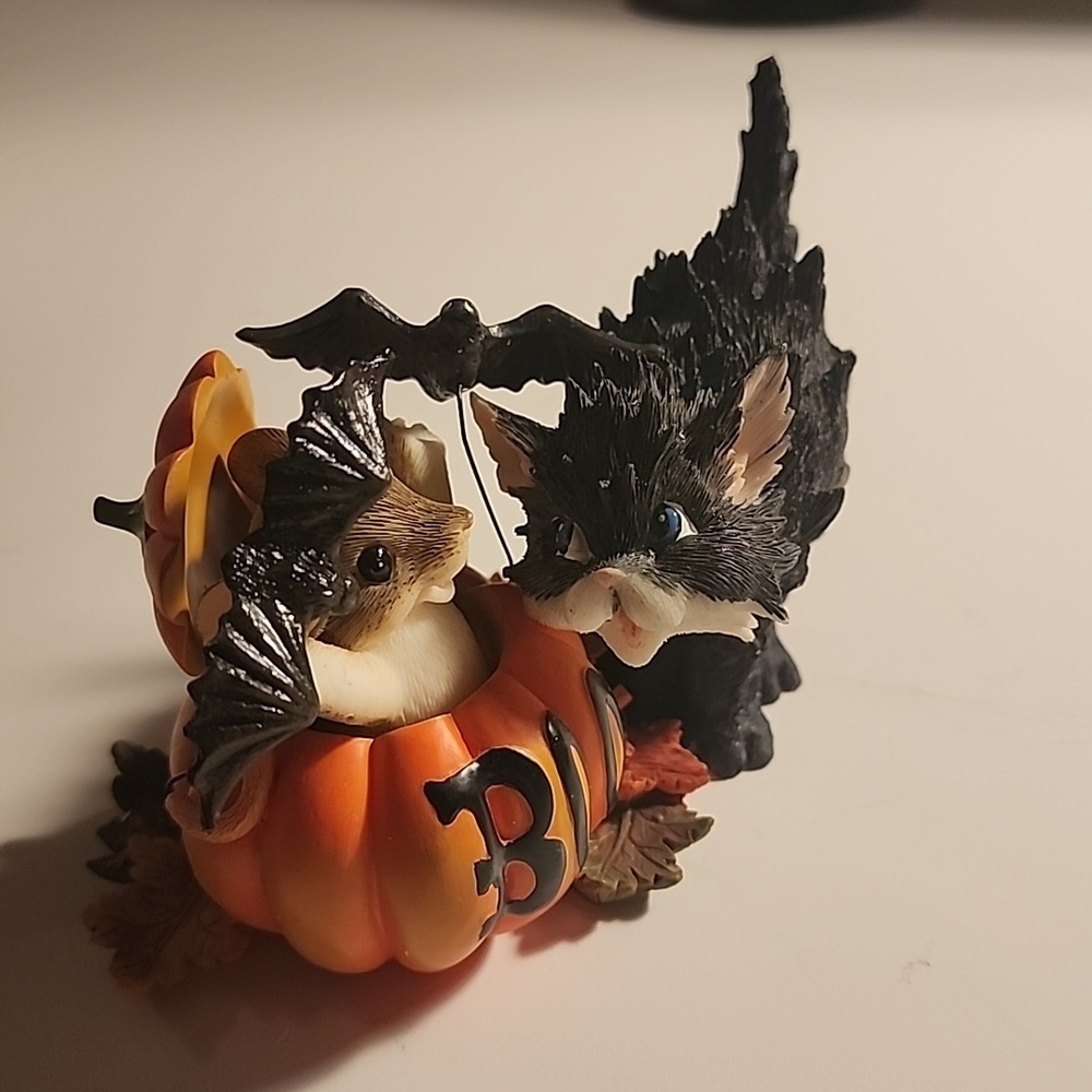 Charming Tails Don't Be A Scaredy Cat Have Fun Halloween Figurine NWT Box 2007 F - Picture 9 of 16
